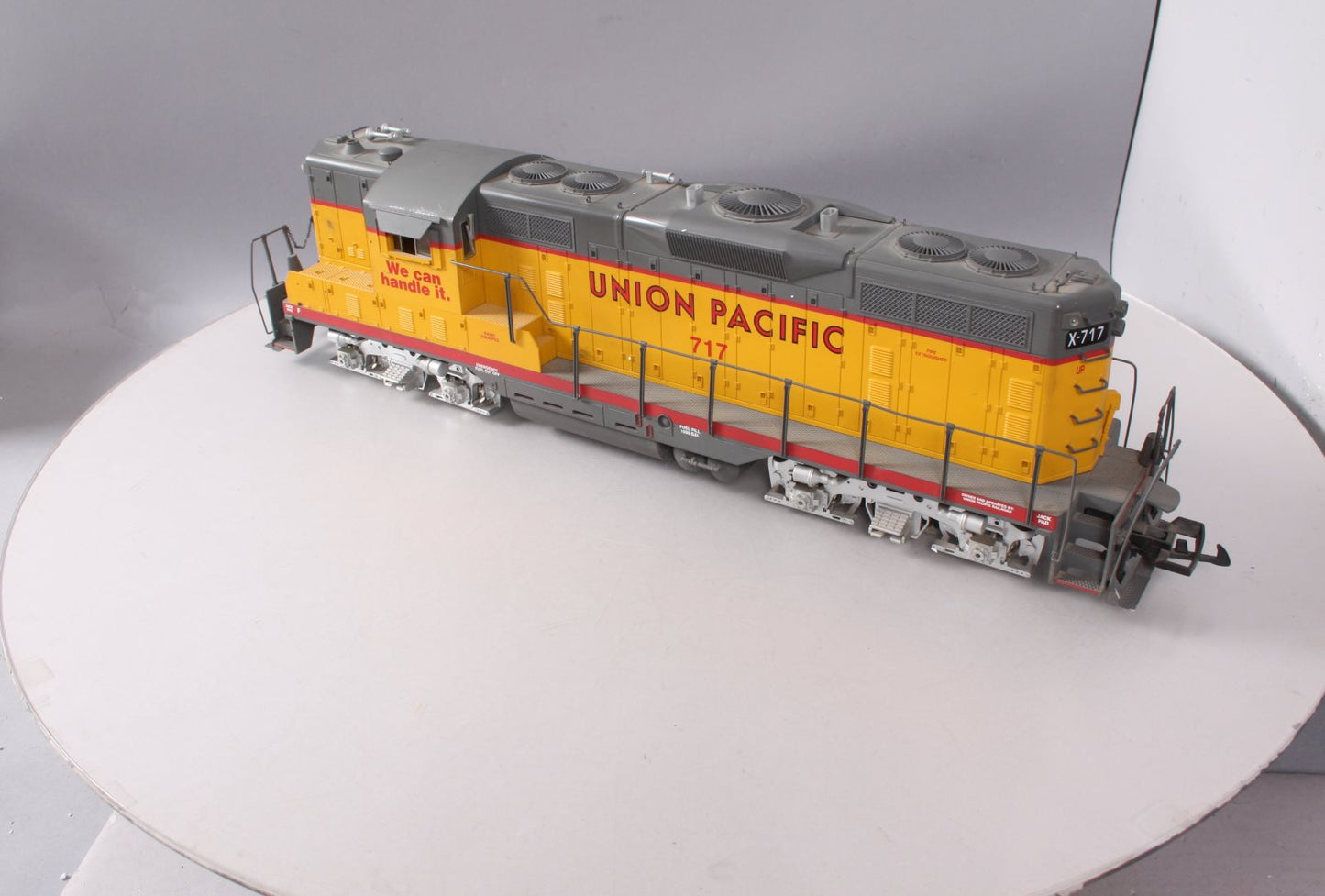 USA Trains R22106 G Union Pacific GP-9 Diesel Locomotive #717