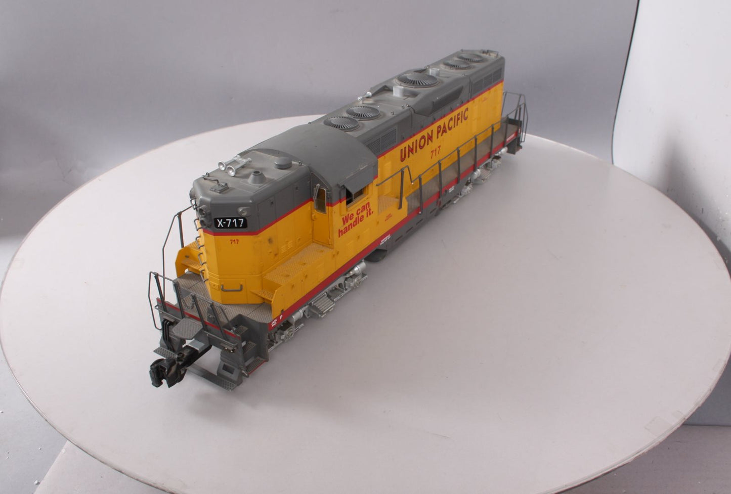 USA Trains R22106 G Union Pacific GP-9 Diesel Locomotive #717