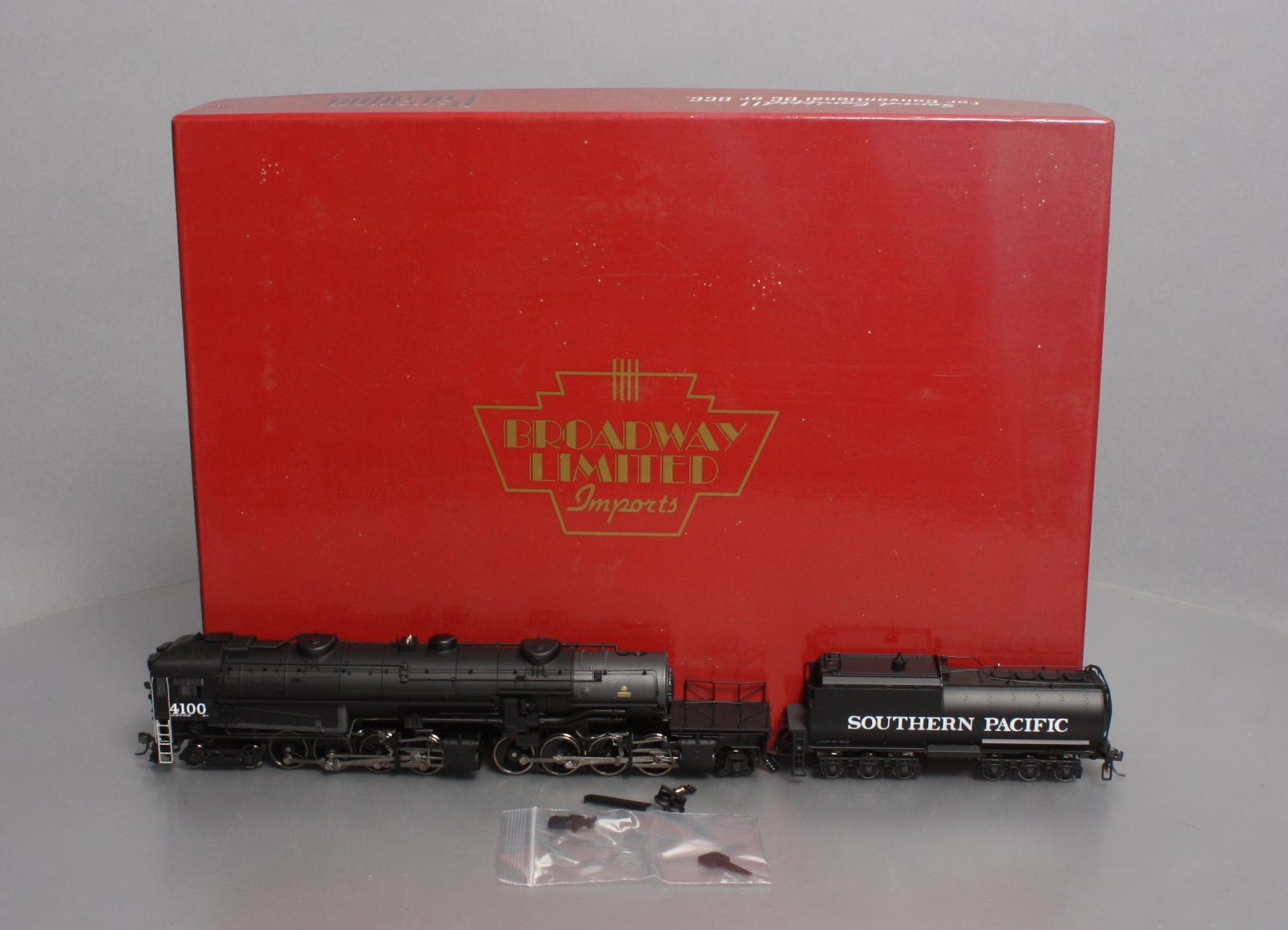 Broadway Limited 4100 HO Painted, Unlettered Auxiliary Water Tender ...