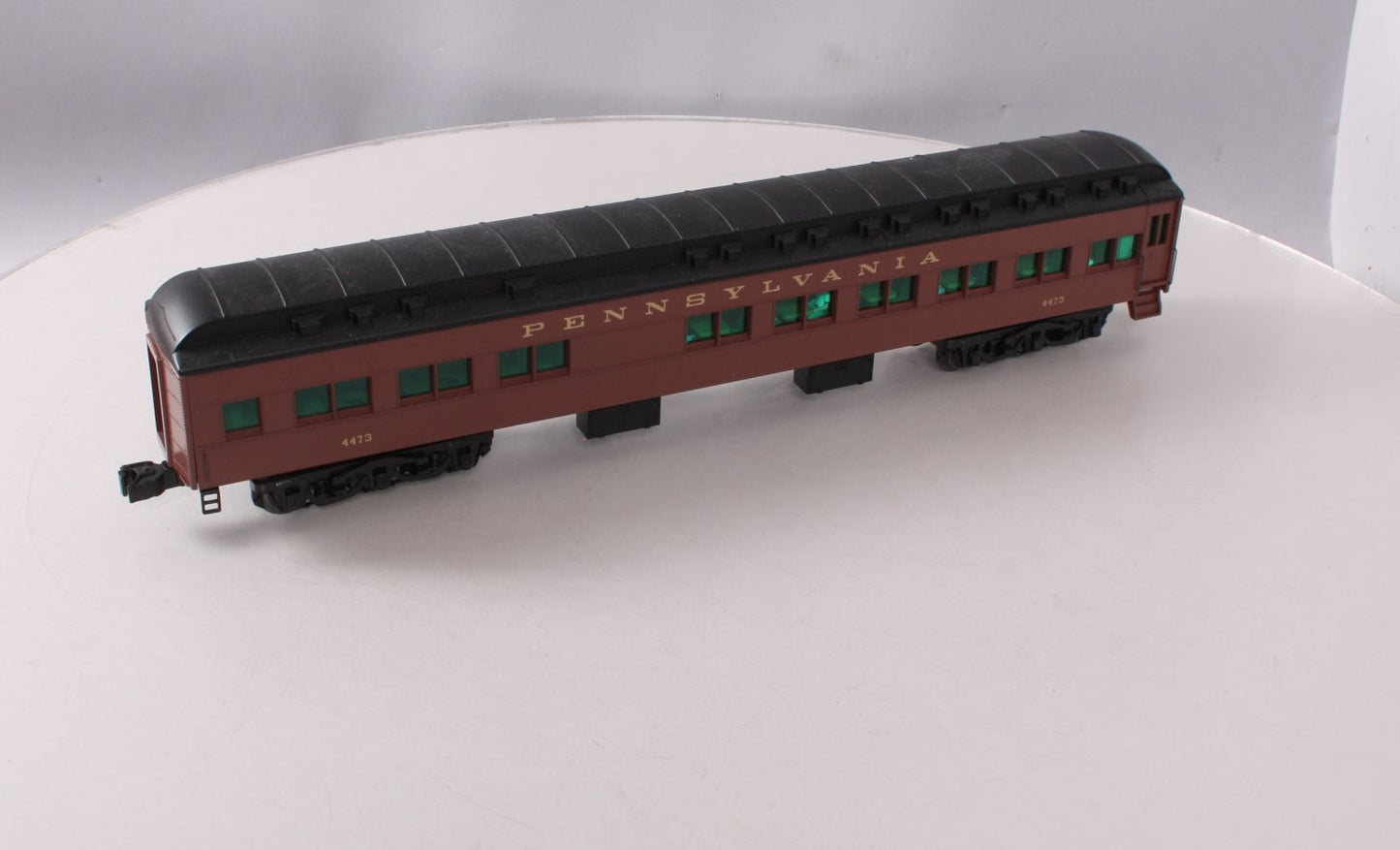 Lionel 6-25639 O Gauge PRR "The Red Arrow" Heavyweight Diner Car