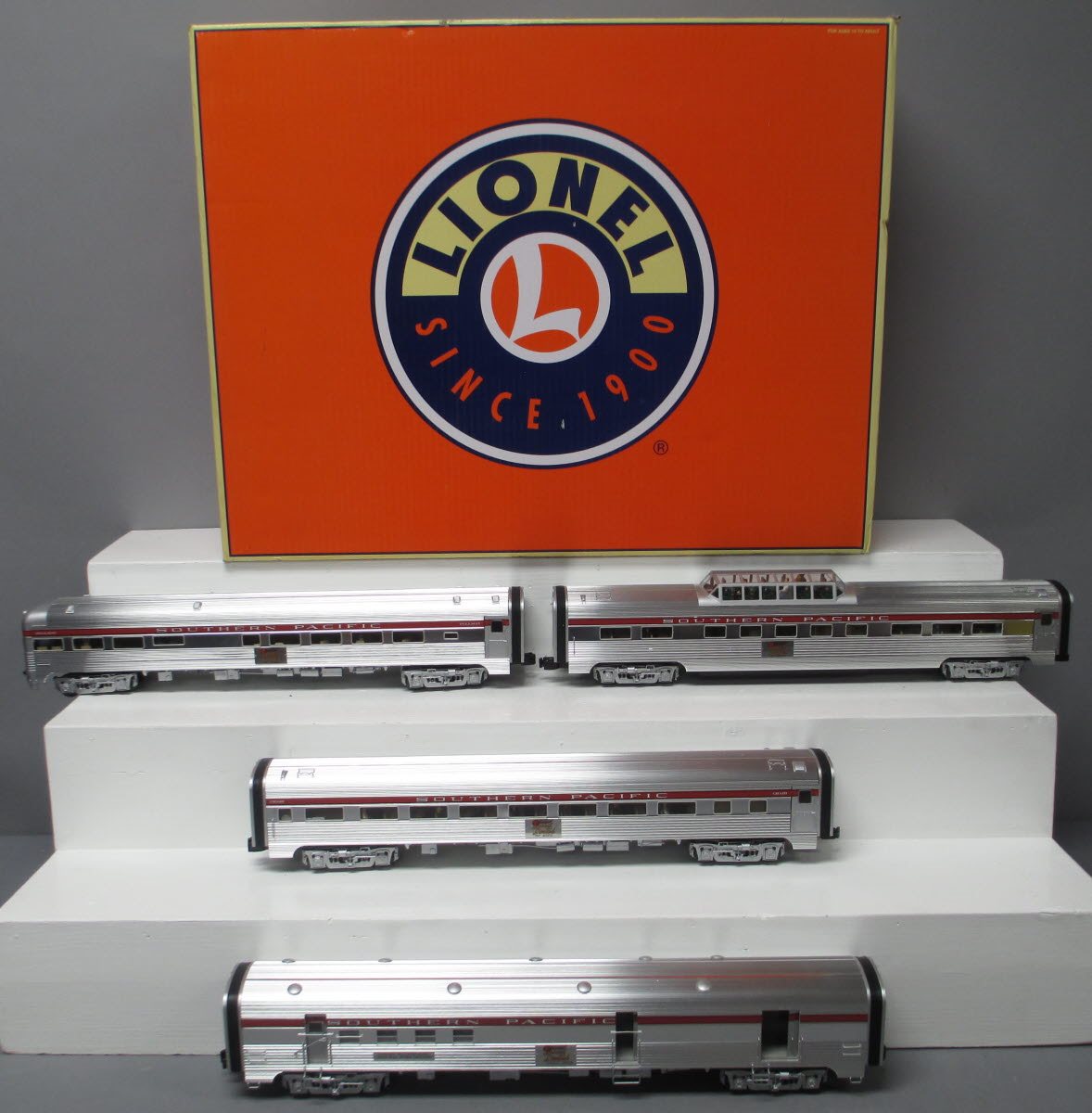 Lionel 6-20005 Southern Pacific 'Sunset Limited' 18” Aluminum Cars Set (4)