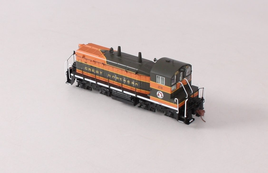 Rapido Trains 27031 HO Great Northern SW1200 Diesel Locomotive #29