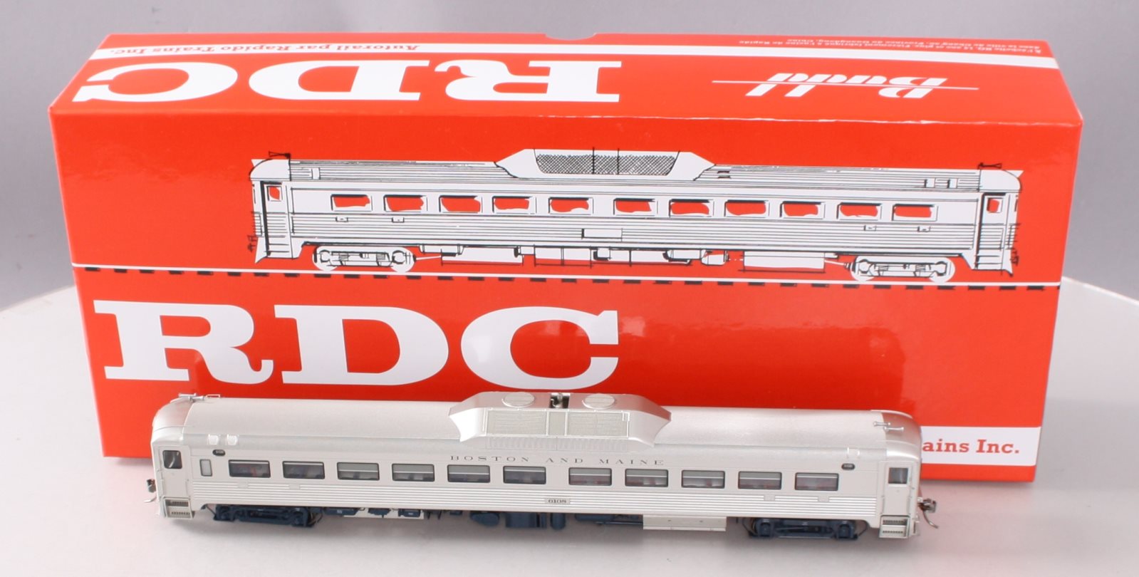 Rapido Trains 16538 HO Boston & Maine Budd RDC-1 Phase 1C #6108