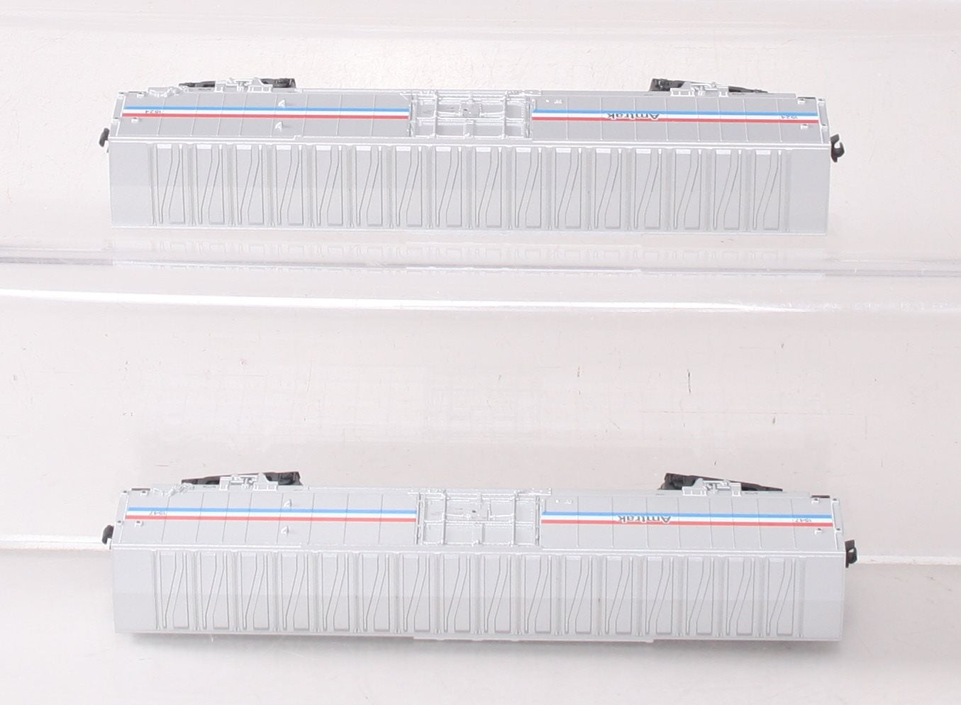 Kato 106-3503 N Amtrak Phase III Material Handling Cars (Set of 2)