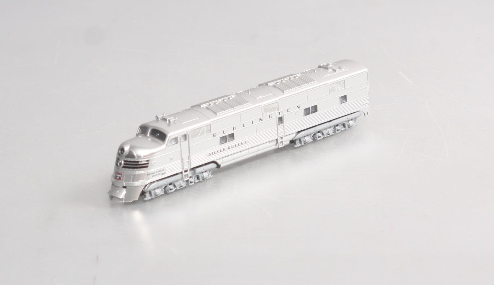 Kato 106-090 N CB&Q EMD E5A Diesel & Silver Streak Zephyr Passenger Set