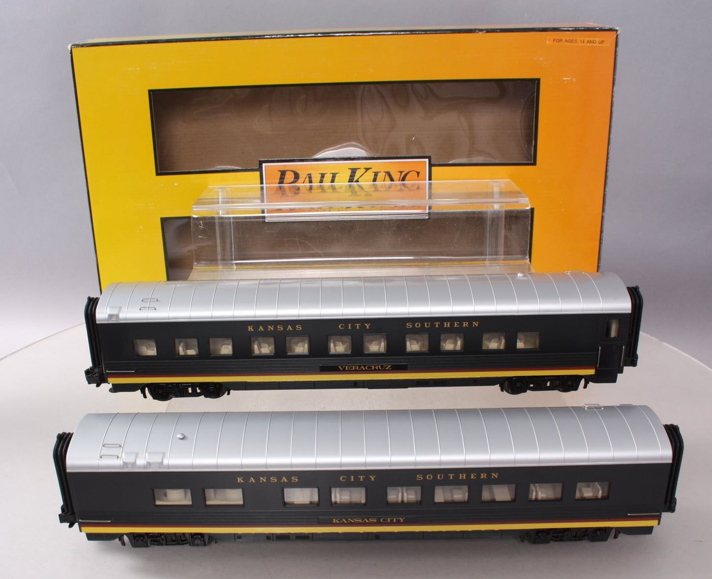 MTH 30-67589 KCS 2 Car 60' Sleeper/Diner