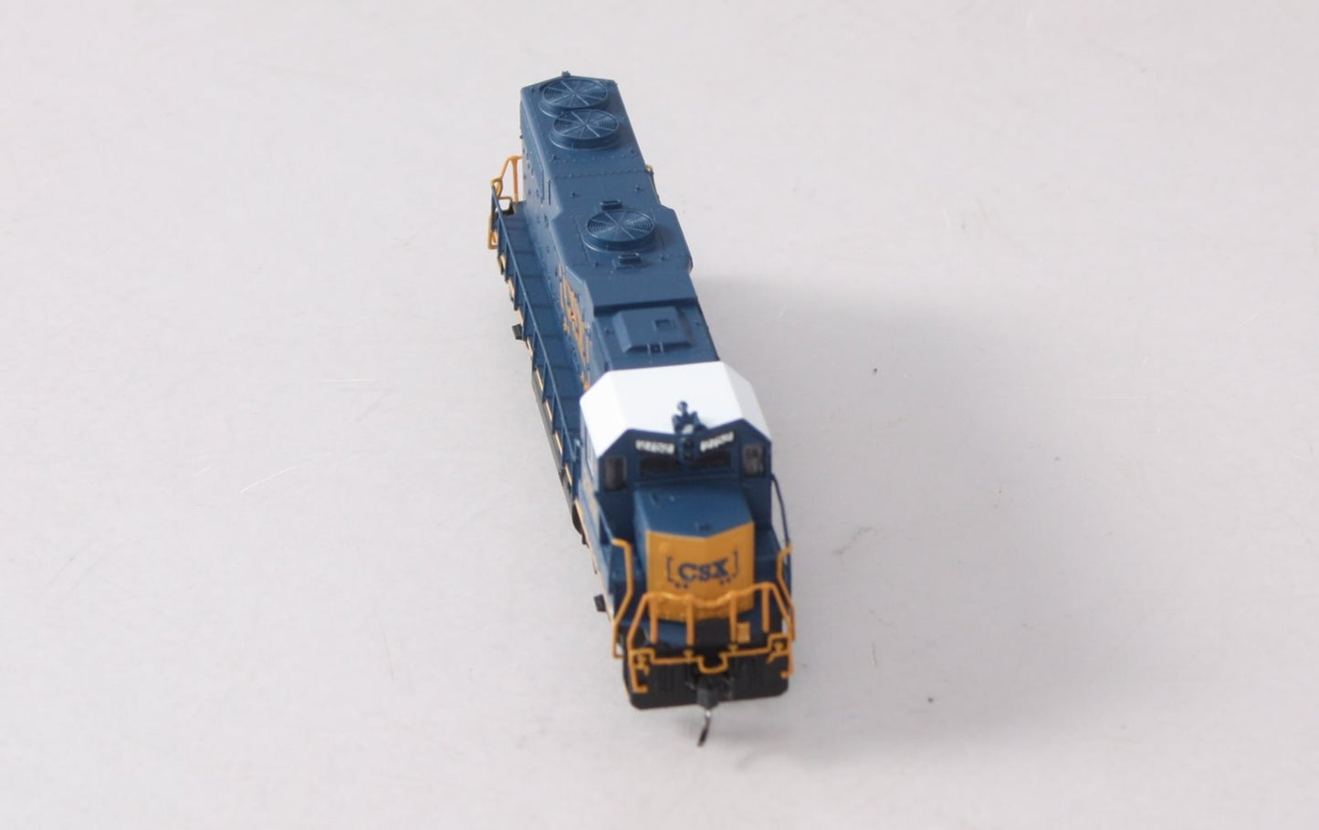 Atlas 40003617 N Scale CSX GP38-2 Diesel Locomotive #2751