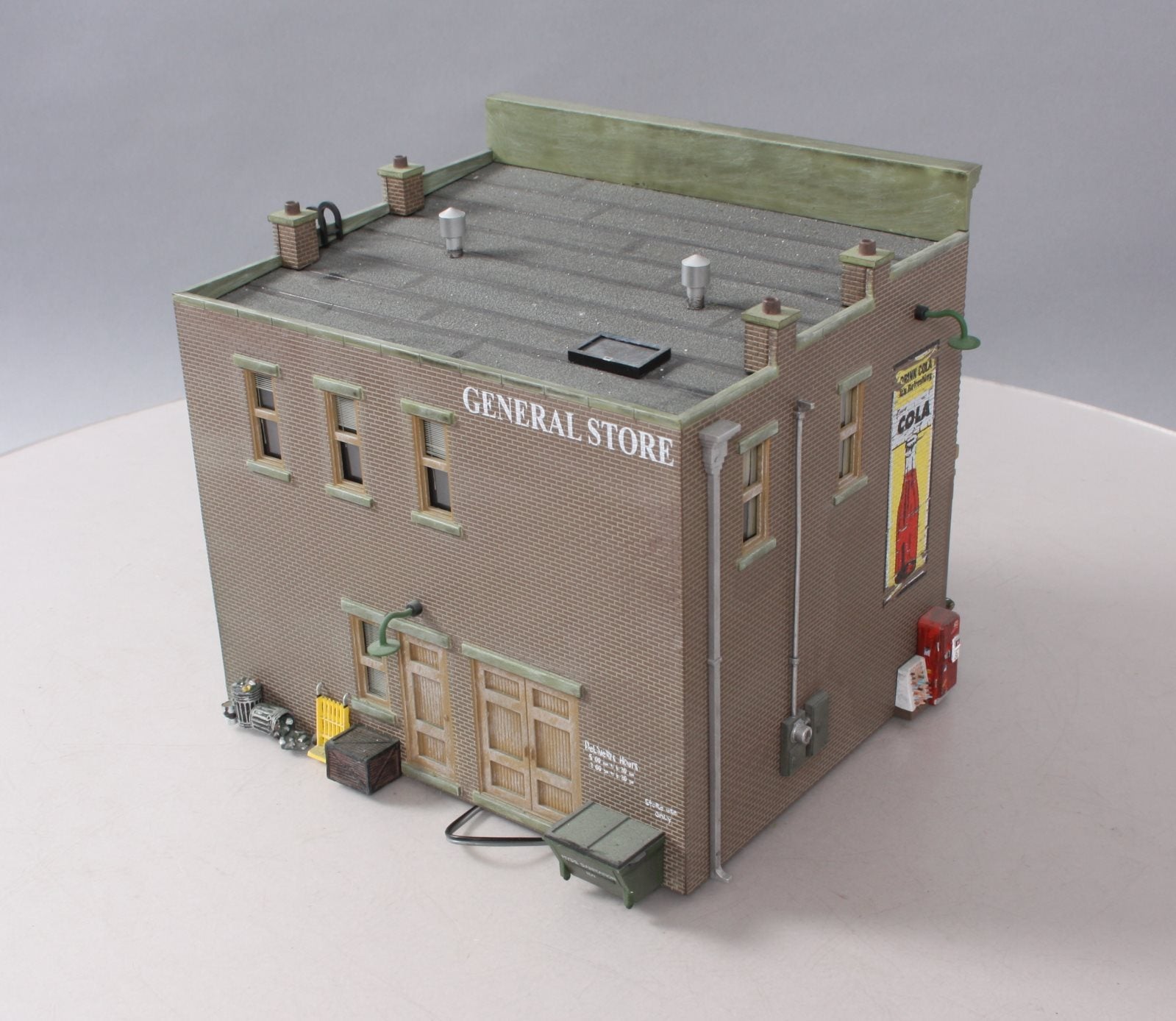 Woodland Scenics BR5841 O Built-&-Ready Lubener's General Store Building