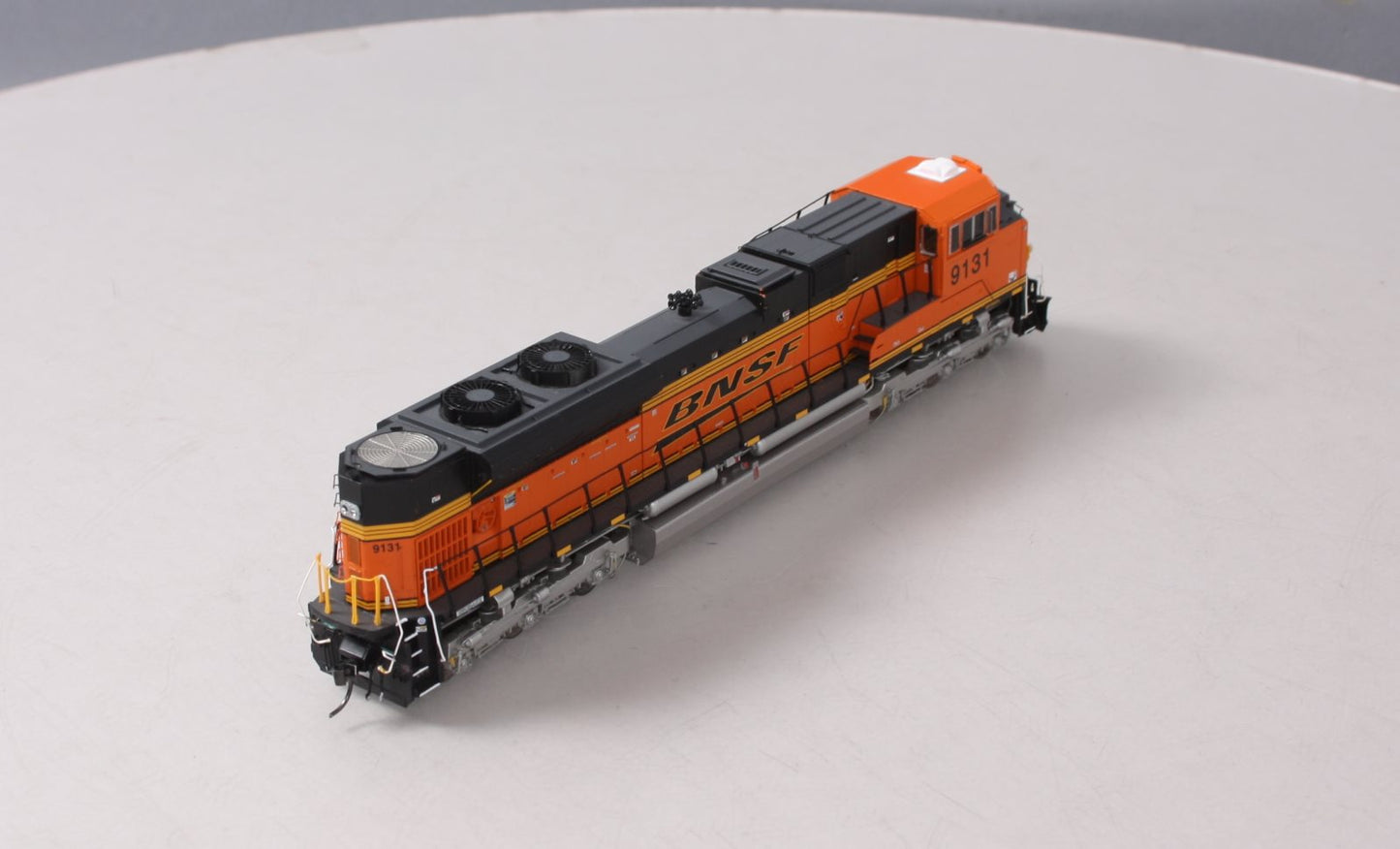 Athearn G68612 HO Scale BNSF SD70ACe Diesel Engine #9131 with DCC & Sound