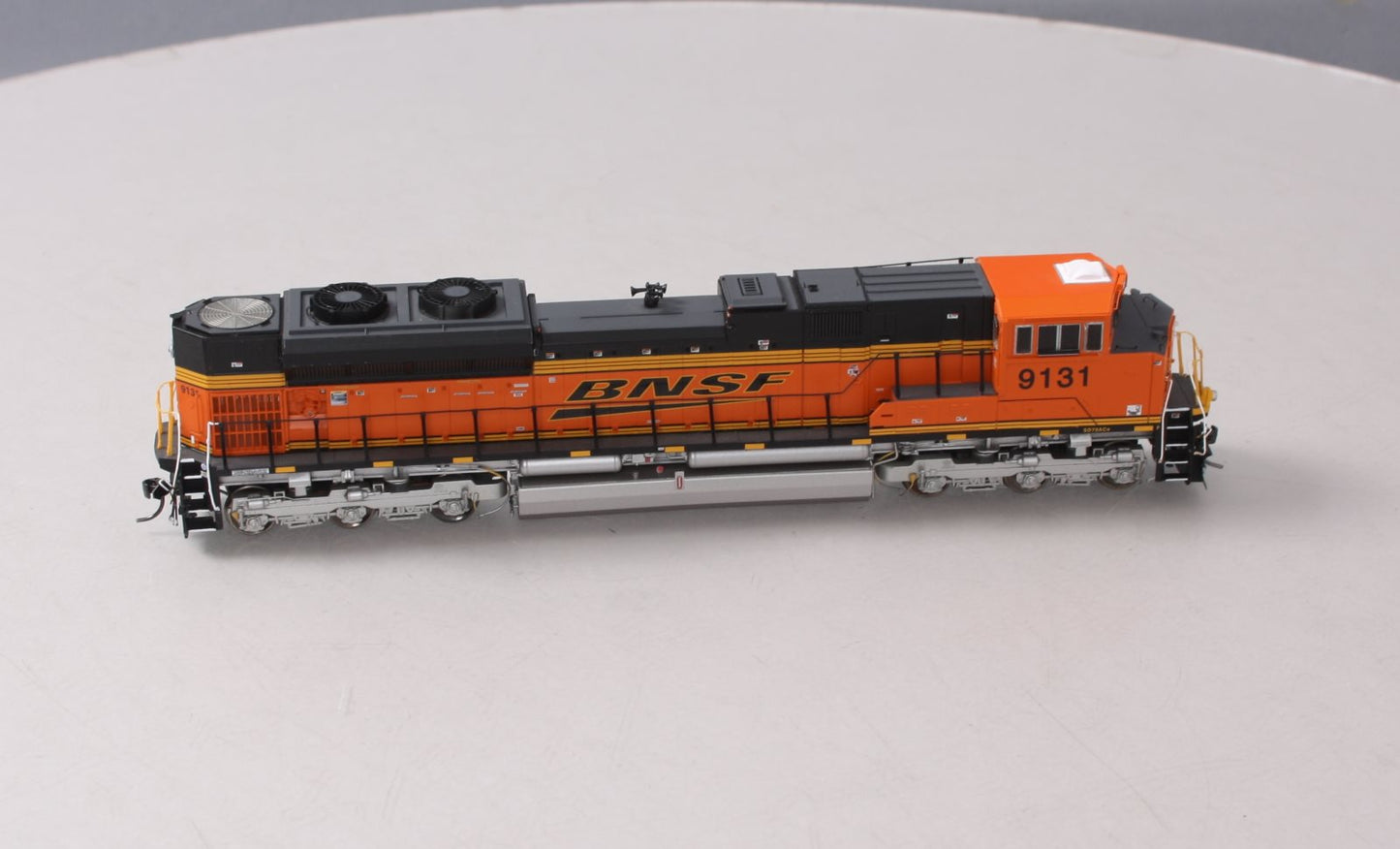 Athearn G68612 HO Scale BNSF SD70ACe Diesel Engine #9131 with DCC & Sound