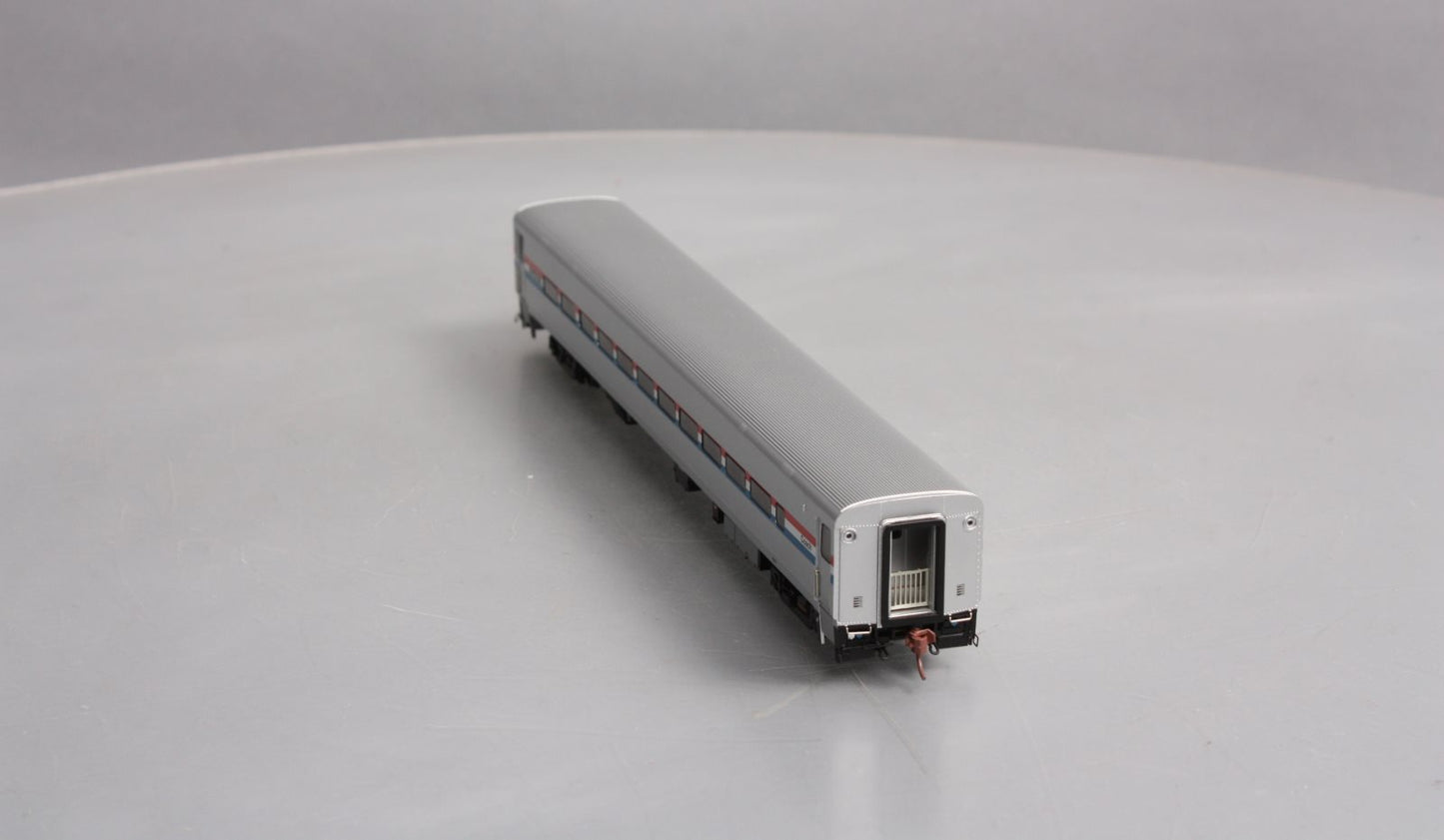 Rapido Trains 128005 HO Amtrak Horizon Coach Car