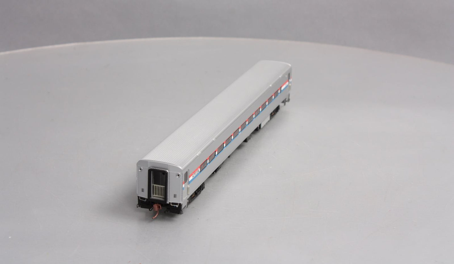 Rapido Trains 128005 HO Amtrak Horizon Coach Car