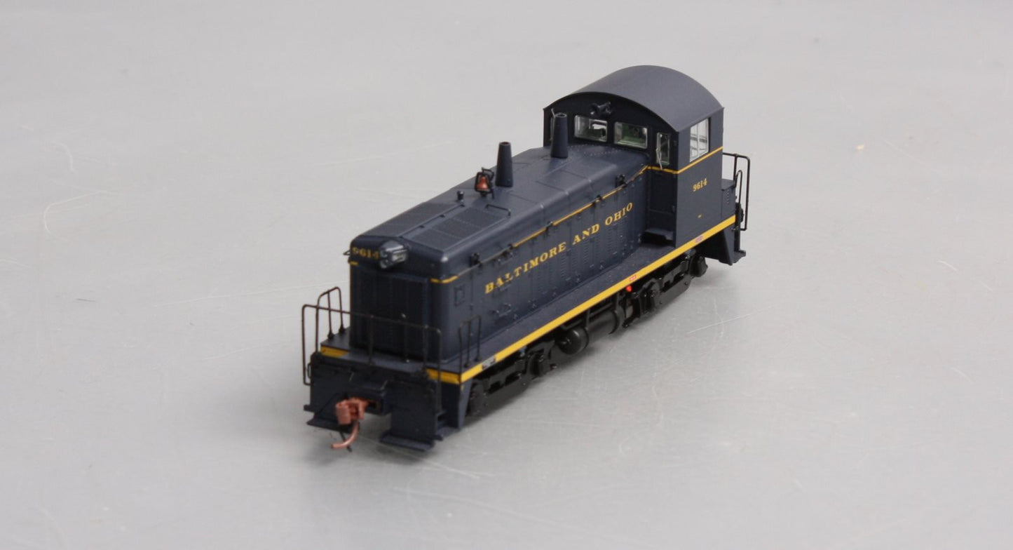 Rapido Trains 27501 HO Scale B&O SW1200 Diesel Locomotive w/ DC/DCC/Sound #9614