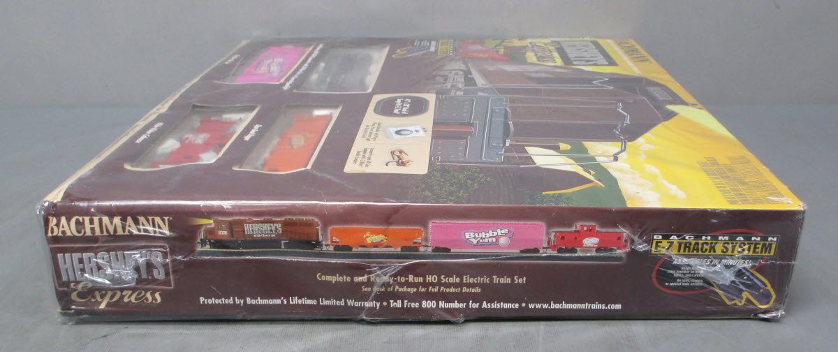 Bachmann 00672 Hershey's Express HO Gauge Steam Train Set