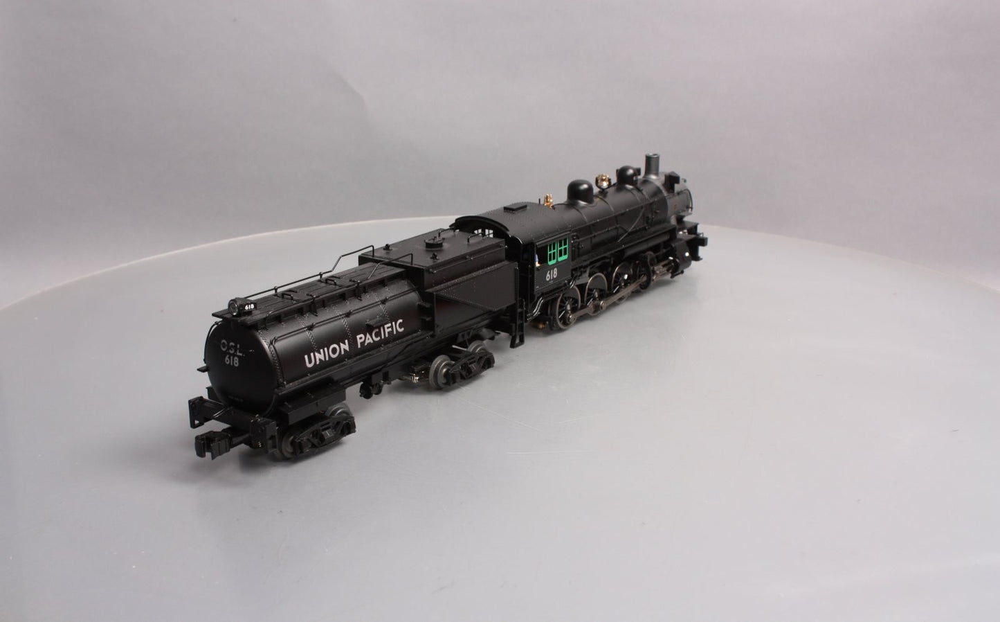 Lionel 6-82183 O Union Pacific 2-8-0 Steam Locomotive with Tender #618