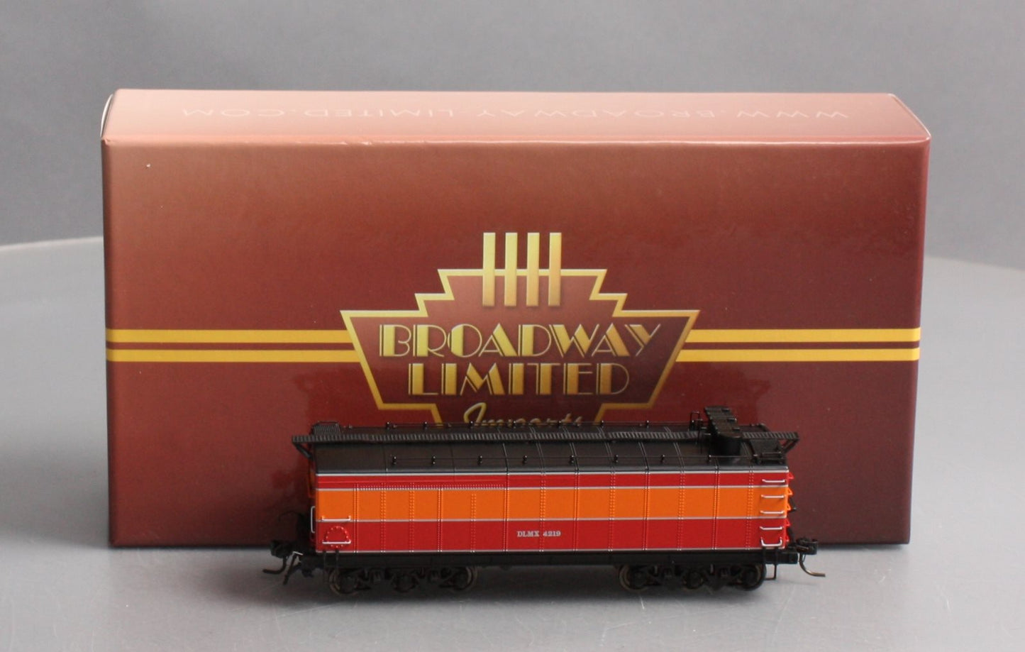 Broadway Limited 4798 HO N&W SP Daylight Auxiliary Tender #4219