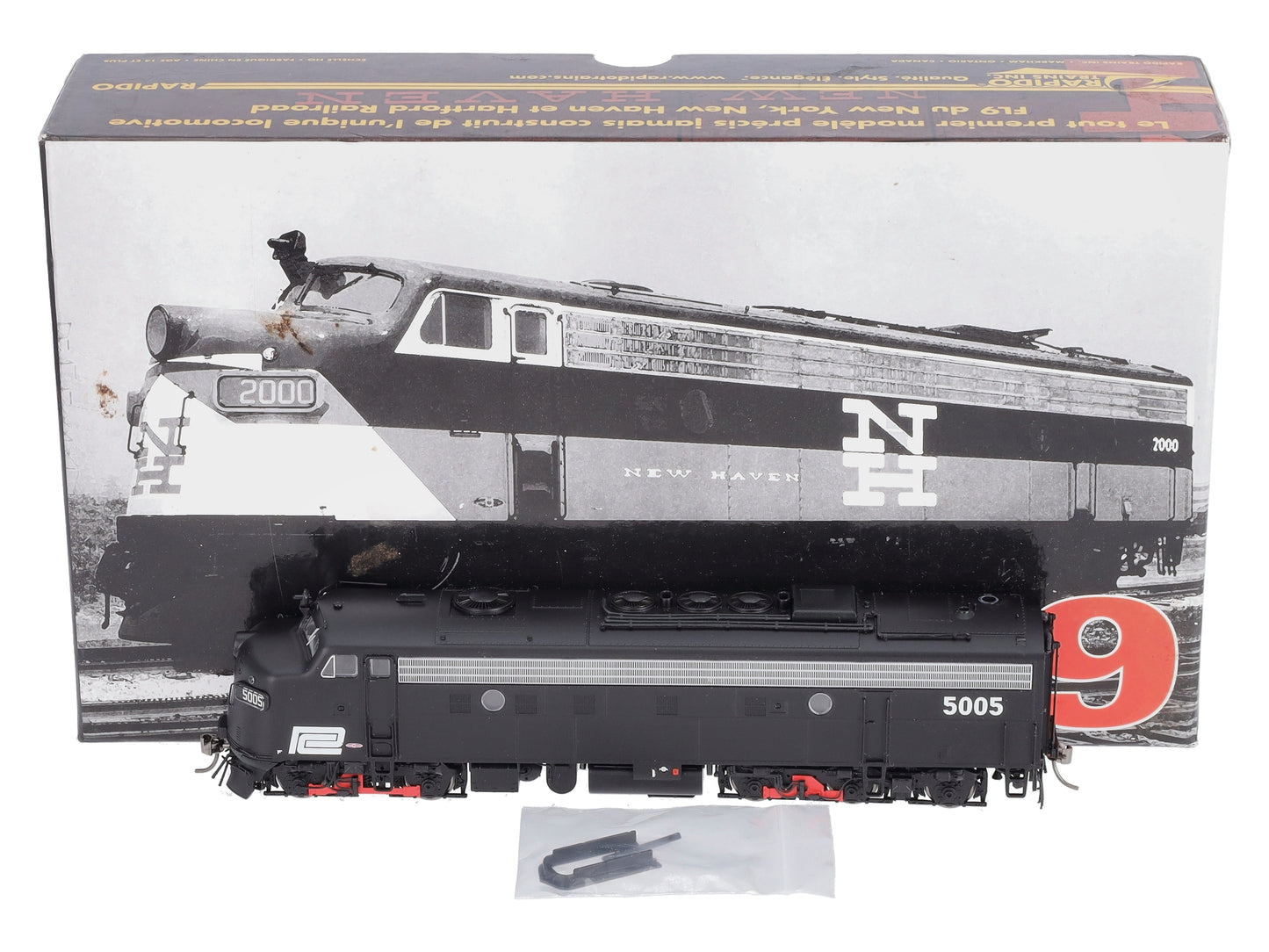 Rapido Trains 14530 HO Penn Central EMD FL9 Diesel Loco #5005 LokSound & DCC