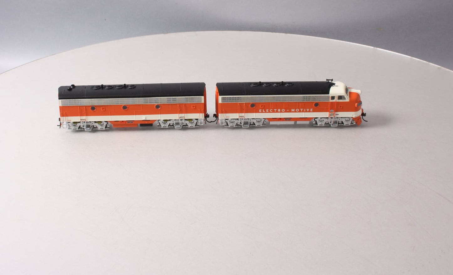 Athearn G22743 HO Electro-Motive EMD Demonstrator F7 AB Diesel Set #1950C/1950B