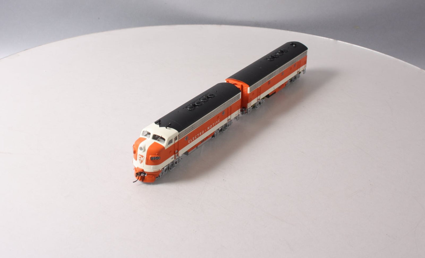 Athearn G22743 HO Electro-Motive EMD Demonstrator F7 AB Diesel Set #1950C/1950B