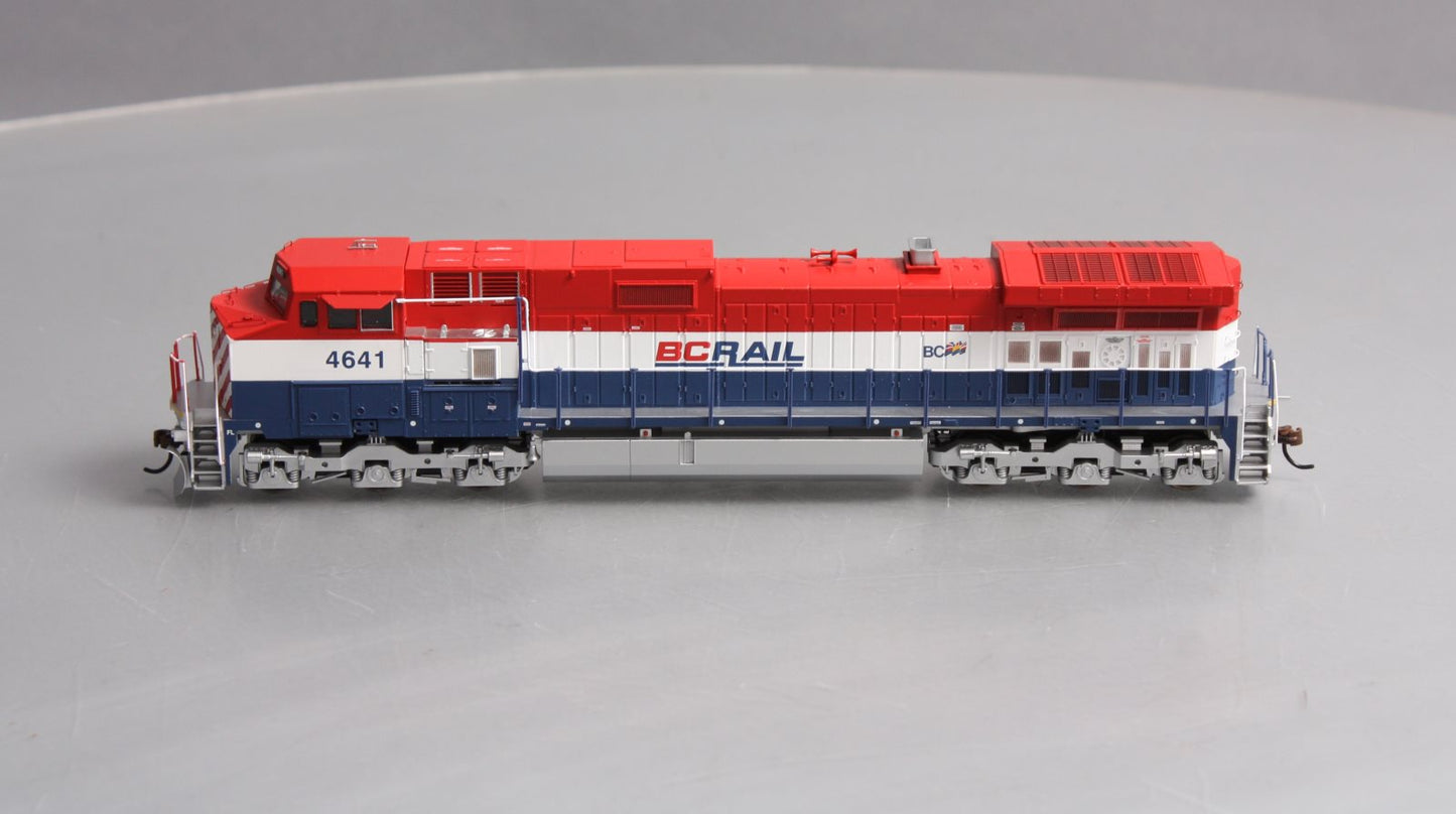 Roundhouse 78039 HO Scale BC Rail Dash 9-44CW Diesel Locomotive #4641