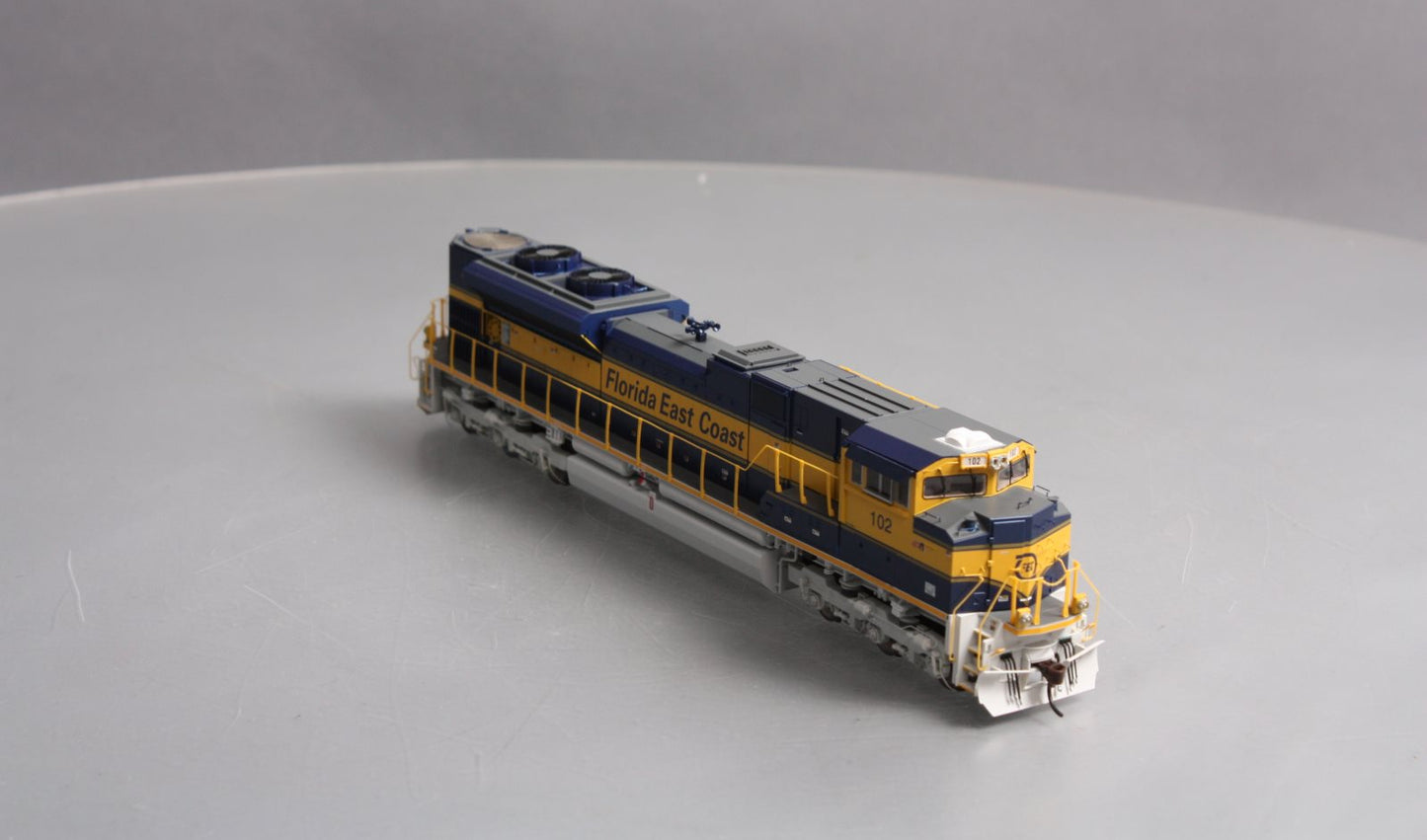 Athearn G68531 HO Florida East Coast SD70M-2 Diesel Locomotive #102