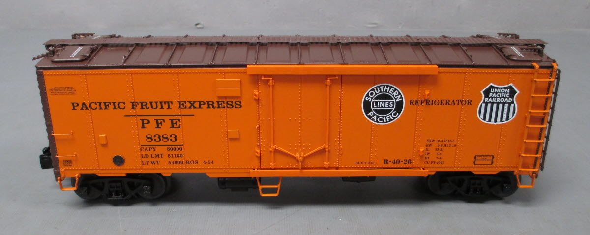 Lionel 6-29989 PFE Scale Steel Sided Reefer 3-Pack – Trainz