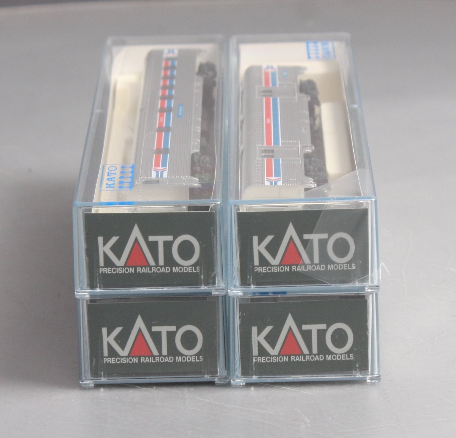 Kato 106-3522 N Scale Amtrak Phase I 4-Car Passenger Set – Trainz