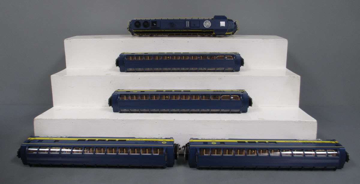 MTH 20-20452-1 Alaska SD70Mac O Gauge Passenger  Train Set w/Proto-Sound 3.0