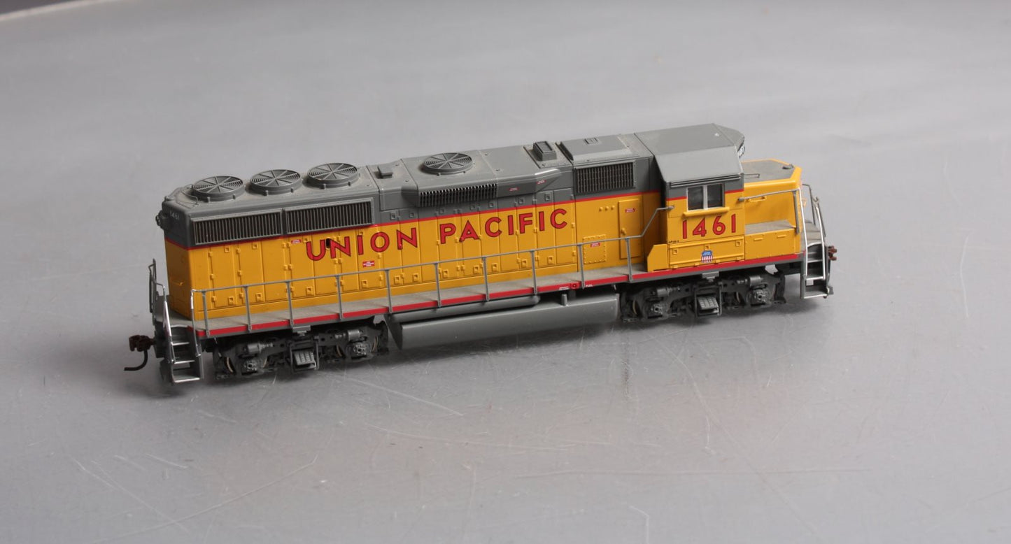 Athearn 89759 HO Union Pacific Ready to Run GP40-2 Diesel Locomotive #1461