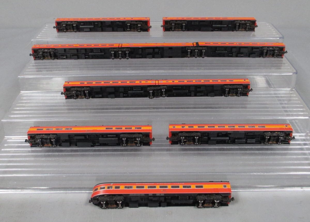 Kato 106-063-1 N SP Lines Morning Daylight Passenger Cars(Set of 10)