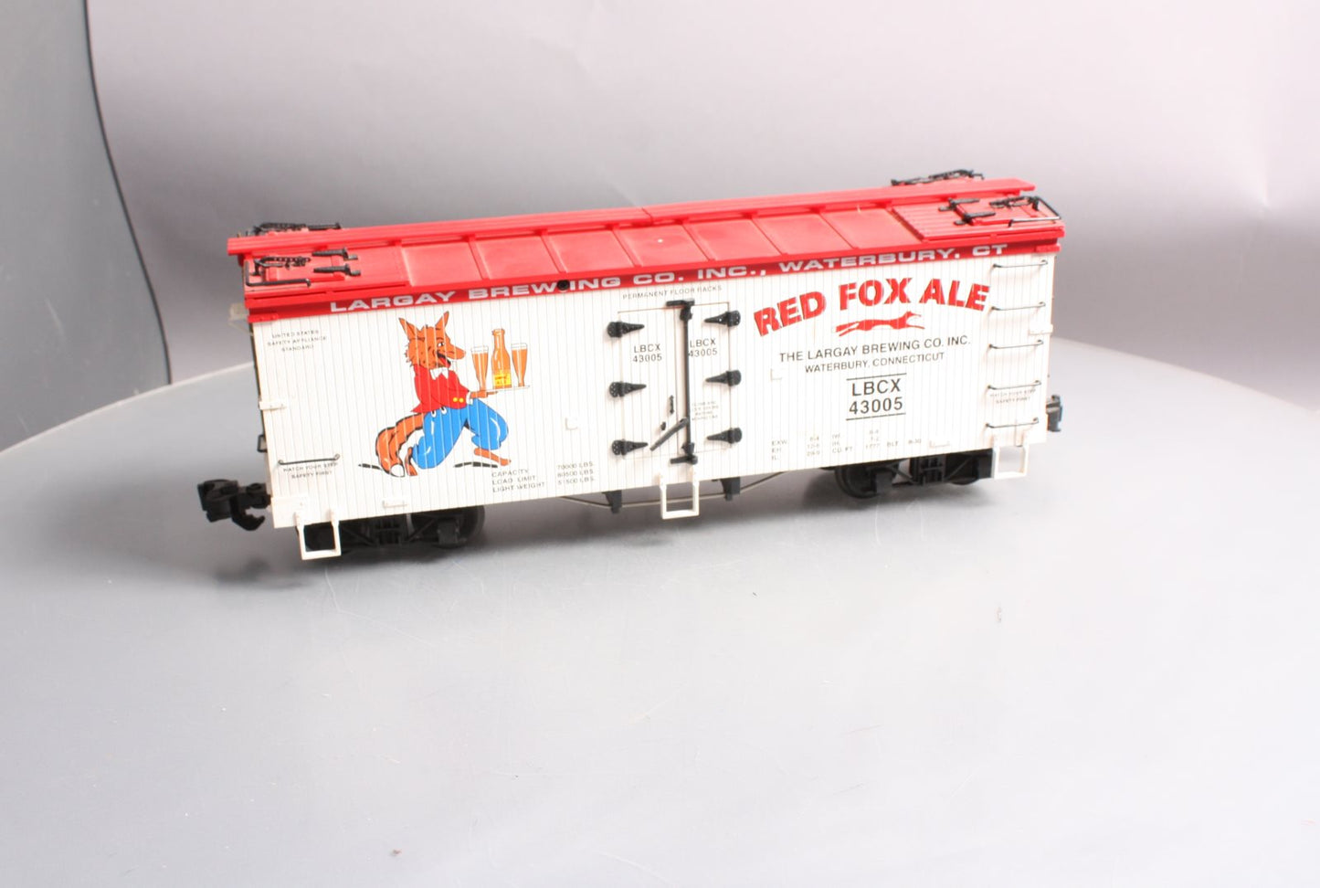 USA Trains R16369 G Largay Brewing Co. Red Fox Ale Wood Ice Reefer Car #43005