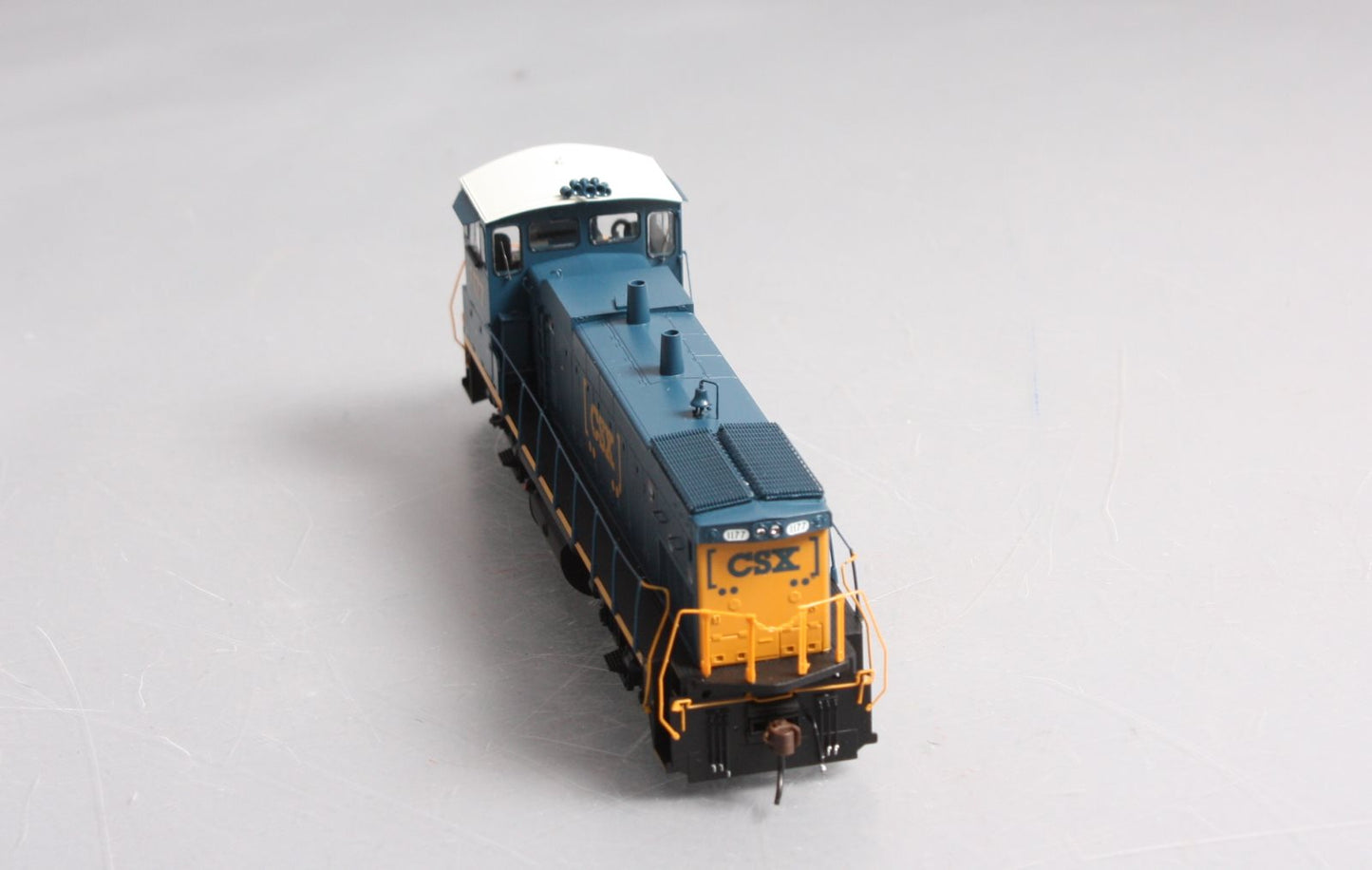 Athearn G66238 HO Scale CSX MP15AC Diesel Locomotive #1177 with Sound