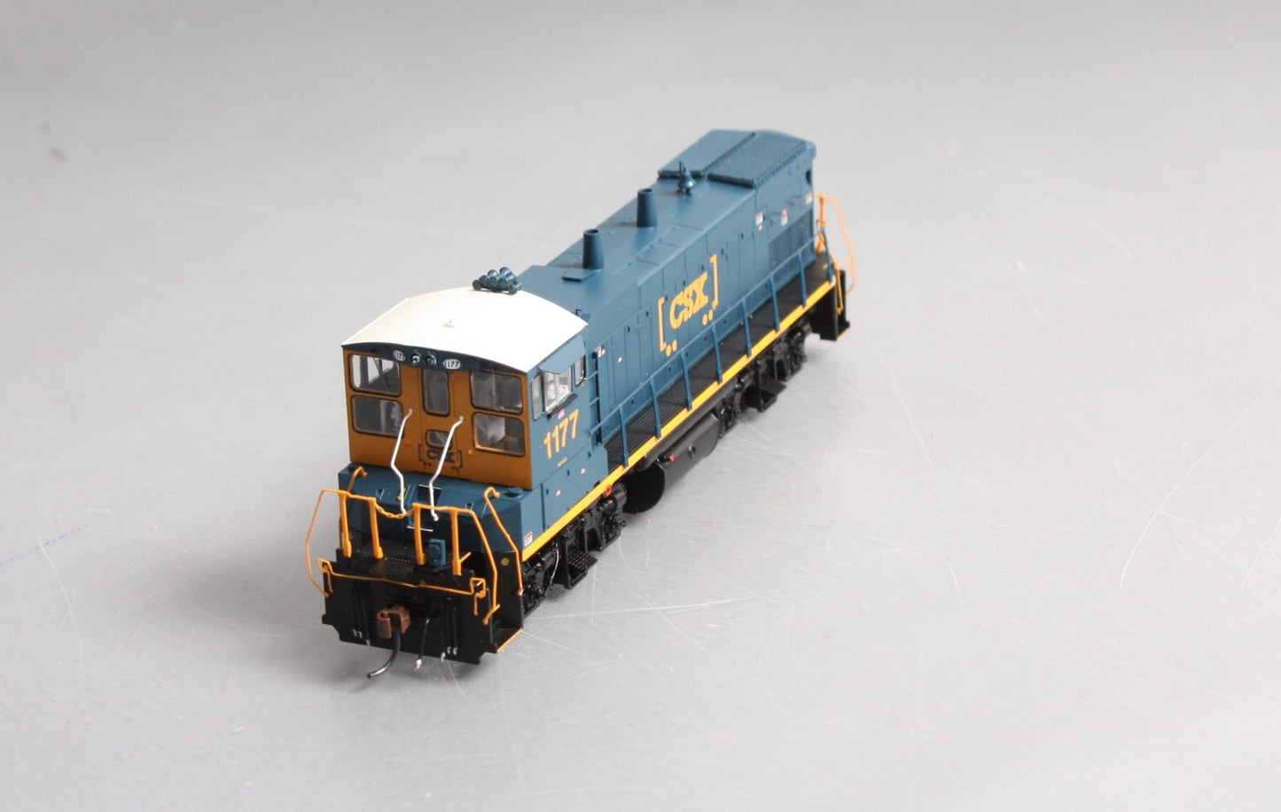 Athearn G66238 HO Scale CSX MP15AC Diesel Locomotive #1177 with Sound