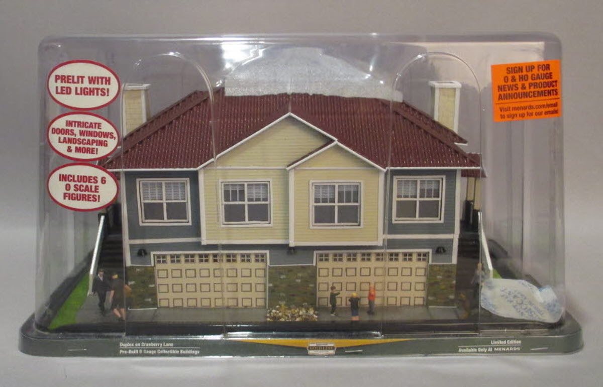 Menards 279-4450 O Scale House Duplex Building Built