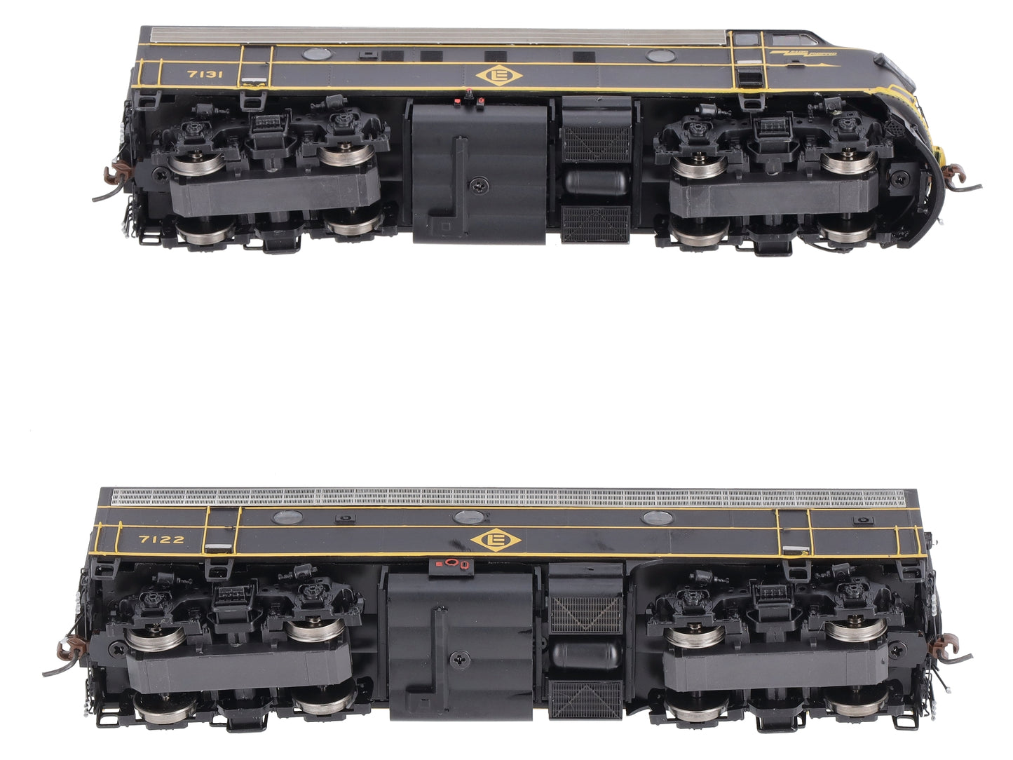 Athearn G22239 HO Erie Lackawanna F7A/F7B Diesel Locomotive #7131, #7122