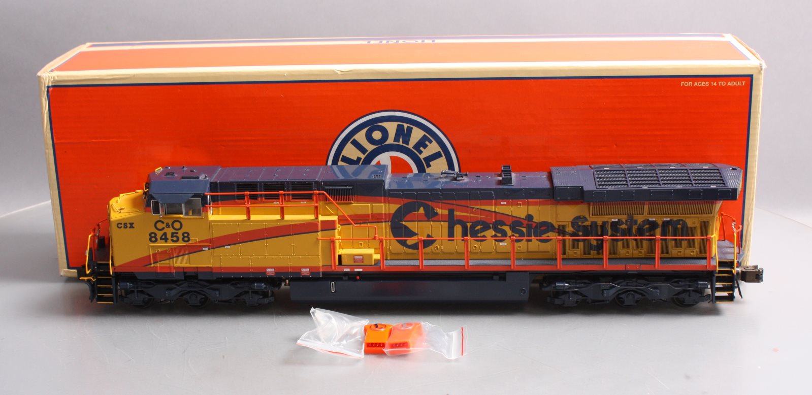 Lionel #8632 hotsell locomotive with cars,54 tracks, switch over, Tower O scale Read