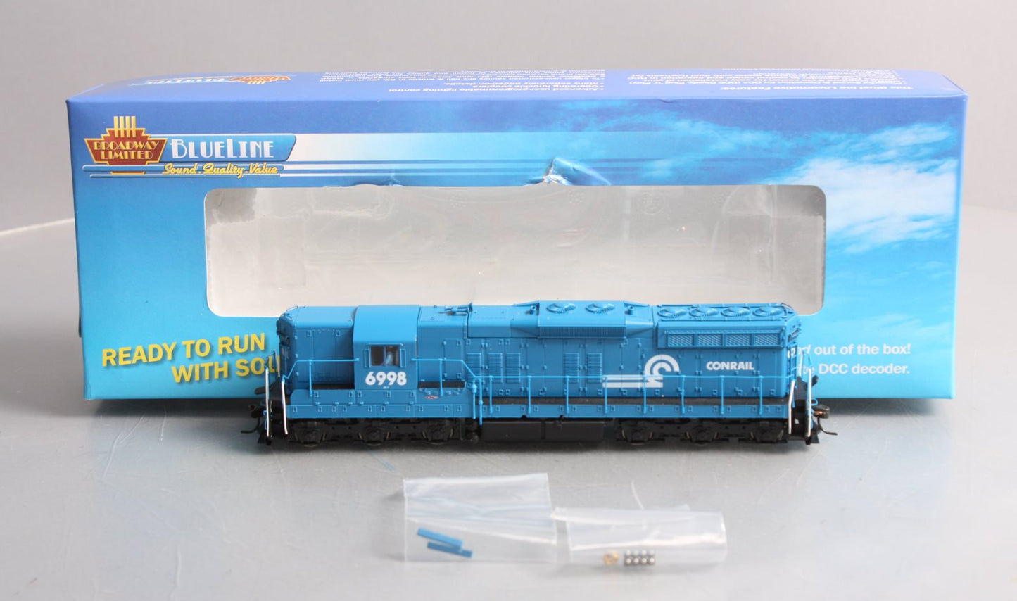 Broadway Limited 5296 HO Conrail EMD SD7 Diesel Locomotive #6998 with Sound