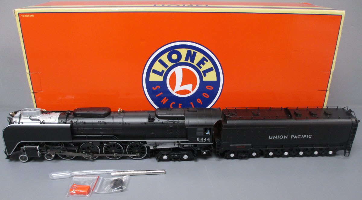 Lionel 6-82808 Lionel 682808 O LEGACY Union Pacific FEF-3 Steam Locomotive #8444