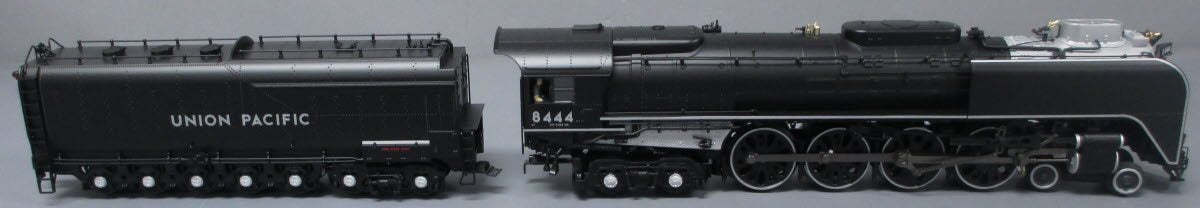 Lionel 6-82808 Lionel 682808 O LEGACY Union Pacific FEF-3 Steam Locomotive #8444