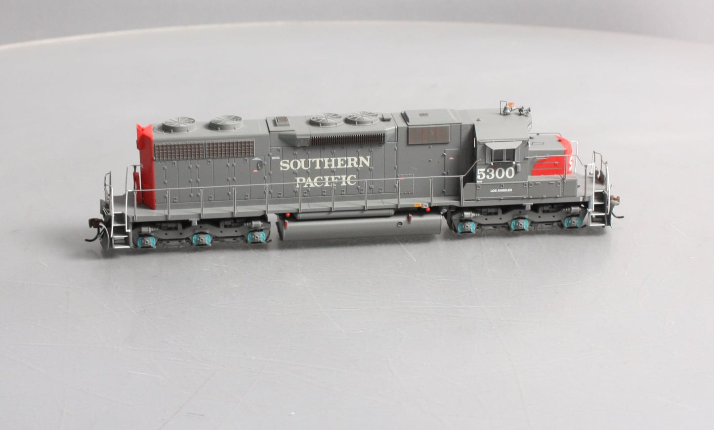 Athearn 64494 HO Southern Pacific RTR SD39 Diesel Locomotive DCC/Sound #5300