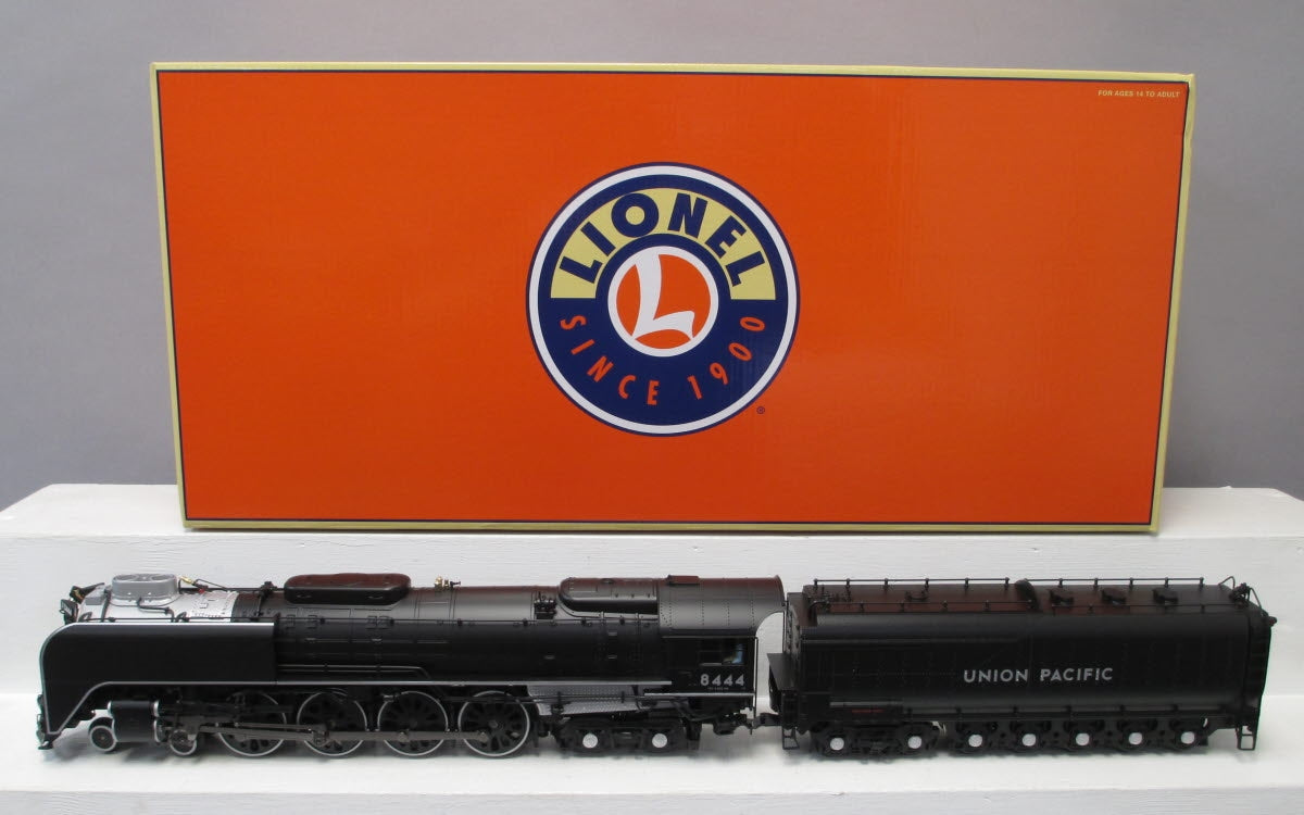 Lionel 6-82808 Lionel 682808 O LEGACY Union Pacific FEF-3 Steam Locomotive #8444