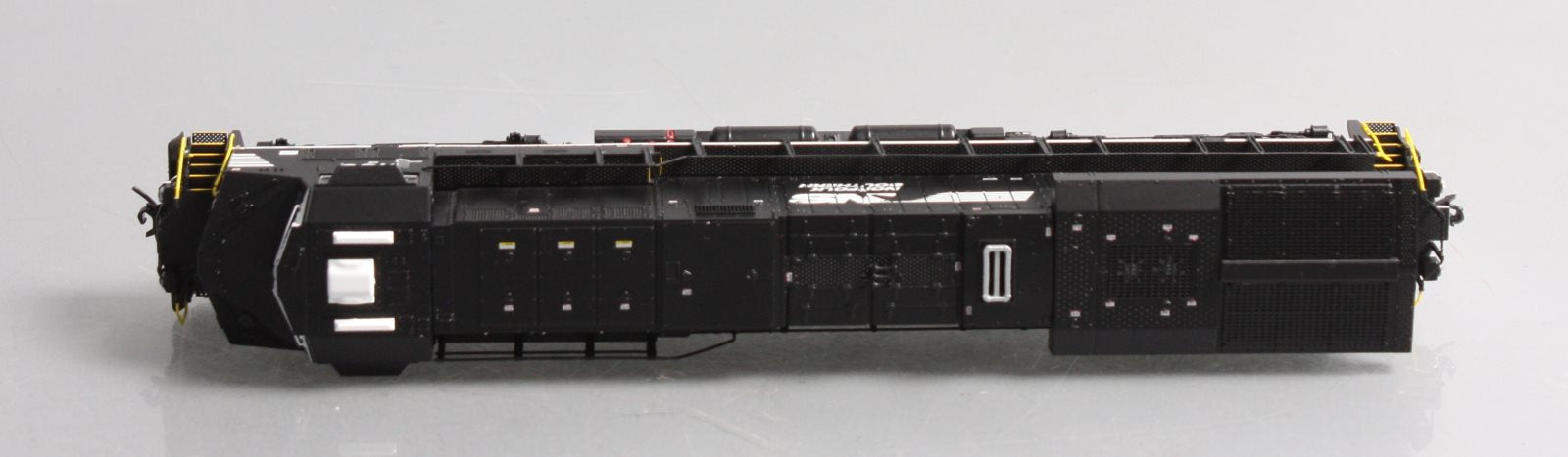 Broadway Ltd 7298 N Scale NS GE ES44AC Black & White Paragon4