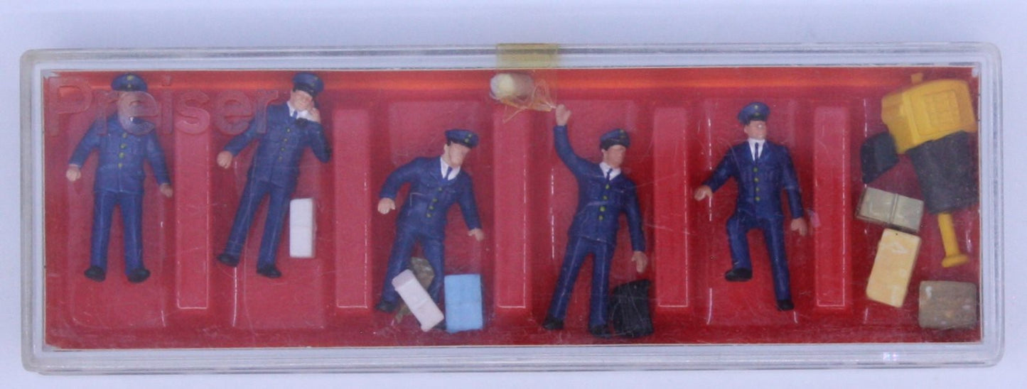 Preiser 10082 HO Scale Post Office Officials