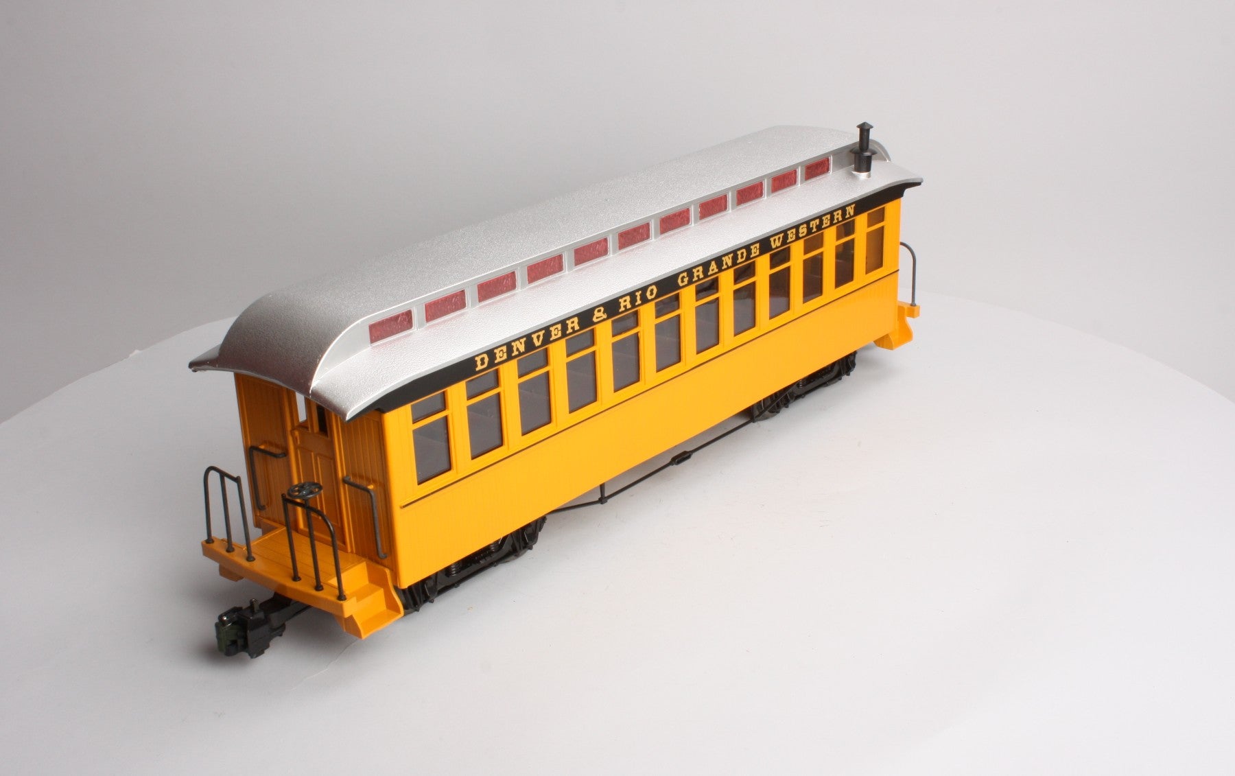 Bachmann 89791 G Scale Denver & Rio Grande Western Coach