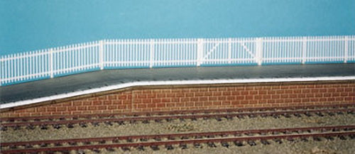 Ratio 420 HO White GWR Station Fencing