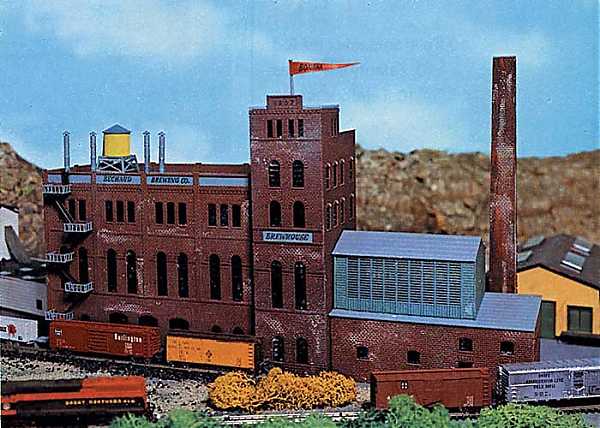 Heljan 678 N Scale Brewery Plant Building Kit