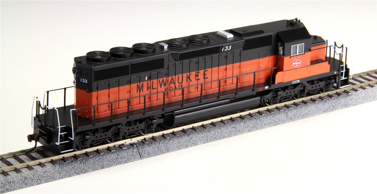 Bachmann 60915 HO Scale Milwaukee Road SD40-2 Diesel Locomotive #133 w/ DCC