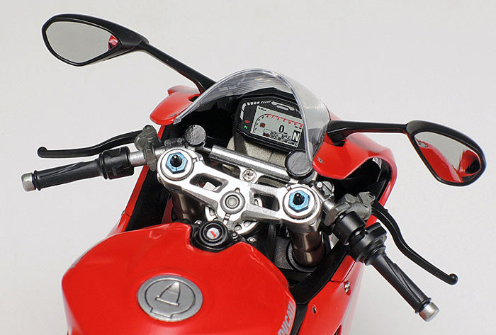 Tamiya 14129 1:12 Ducati 1199 Panigale S Motorcycle Kit – Trainz
