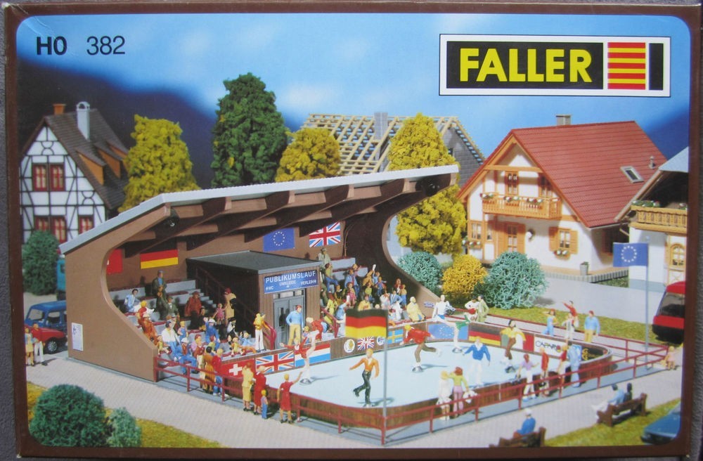 Faller 382 HO Scale Skating Rink Plastic Building Kit