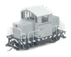 Roundhouse 89555 HO U.S. Navy EMD Model 40 #5600323